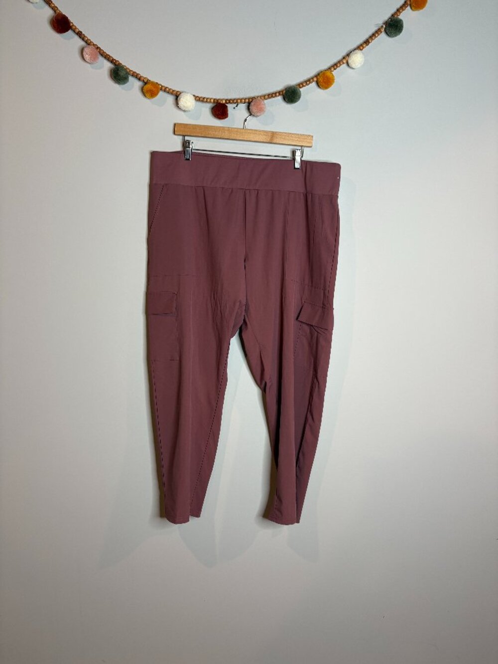 🔆 Danskin mauve athletic jogger pants